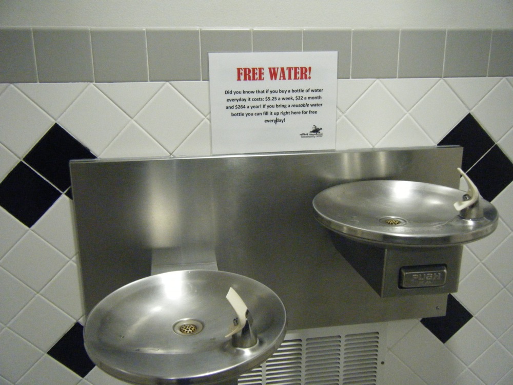 Drinking fountain and sign at the University of Montana
